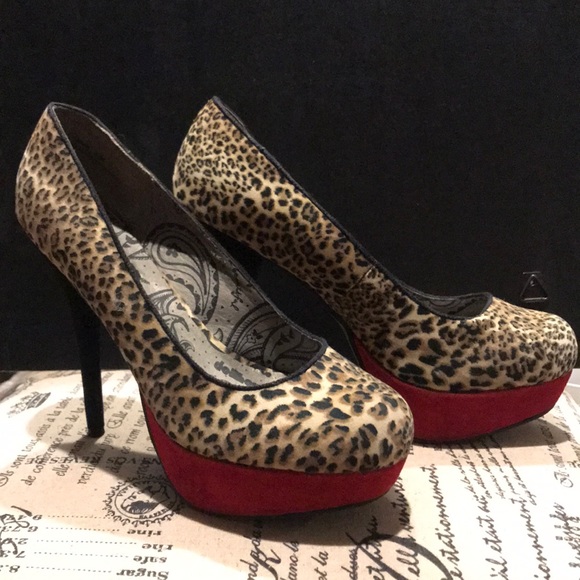 High heels - Picture 4 of 4